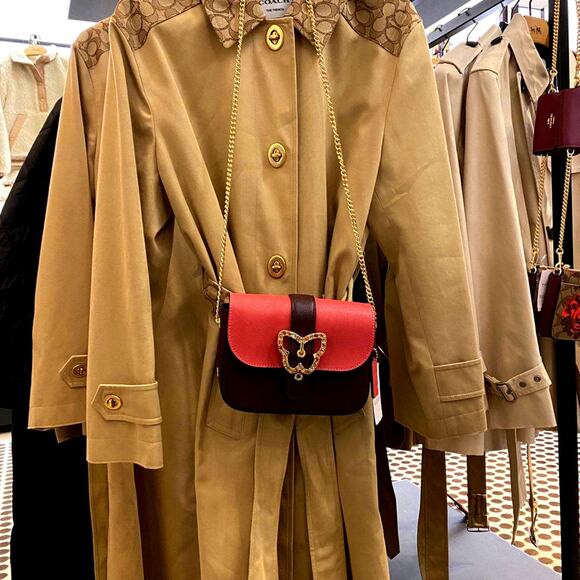 Coach C6796 Gemma Crossbody In Colorblock Strwbrry Hze/Crnbrry - Picture 8 of 8